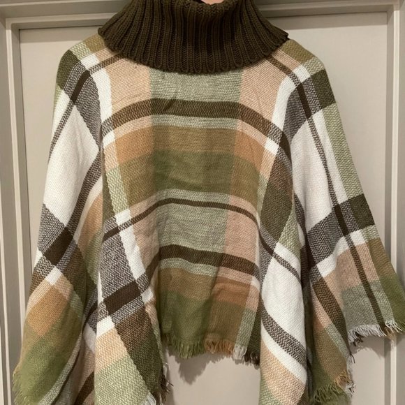HARVE BERNARD Plaid Poncho NWT One Size - Picture 1 of 6